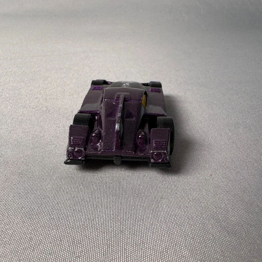 Hot Wheels Formul8r Purple Metallic Diecast Race Car Gold Wheels 1:64 Scale